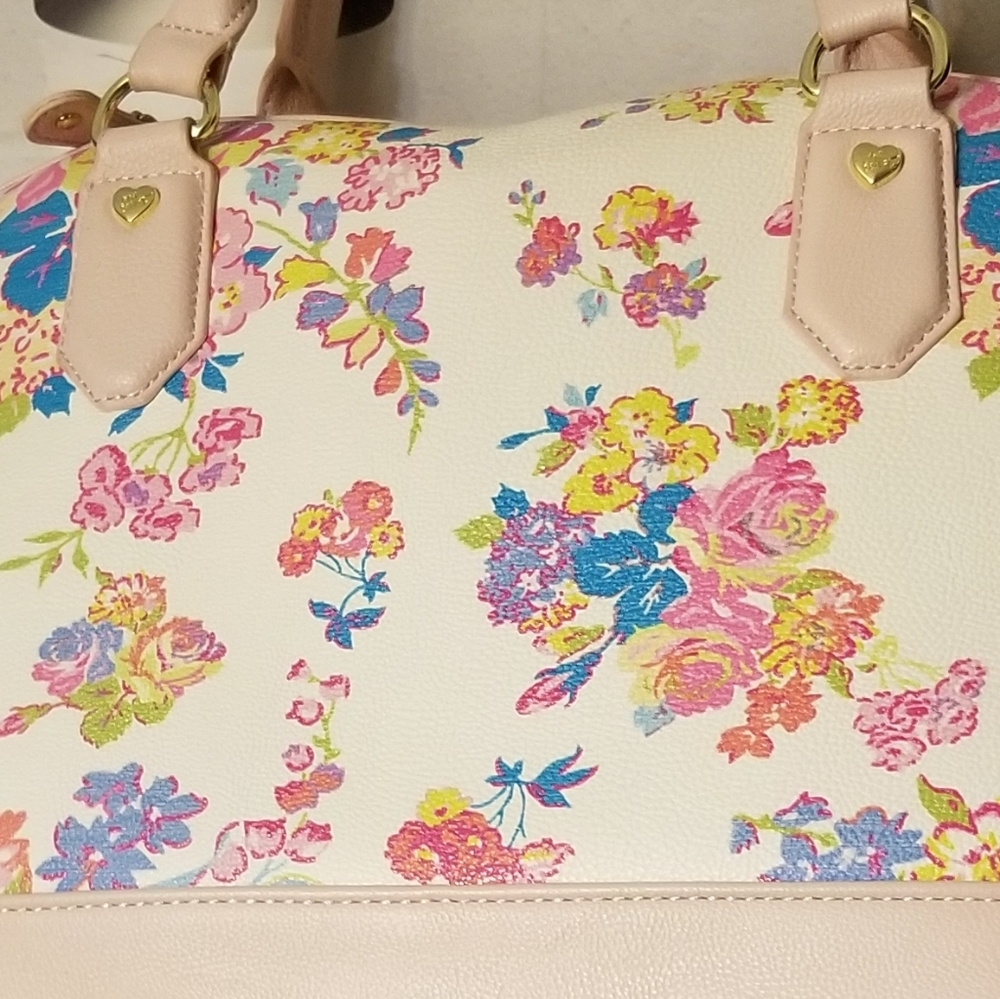 Betsy Johnson purse - Picture 13 of 14